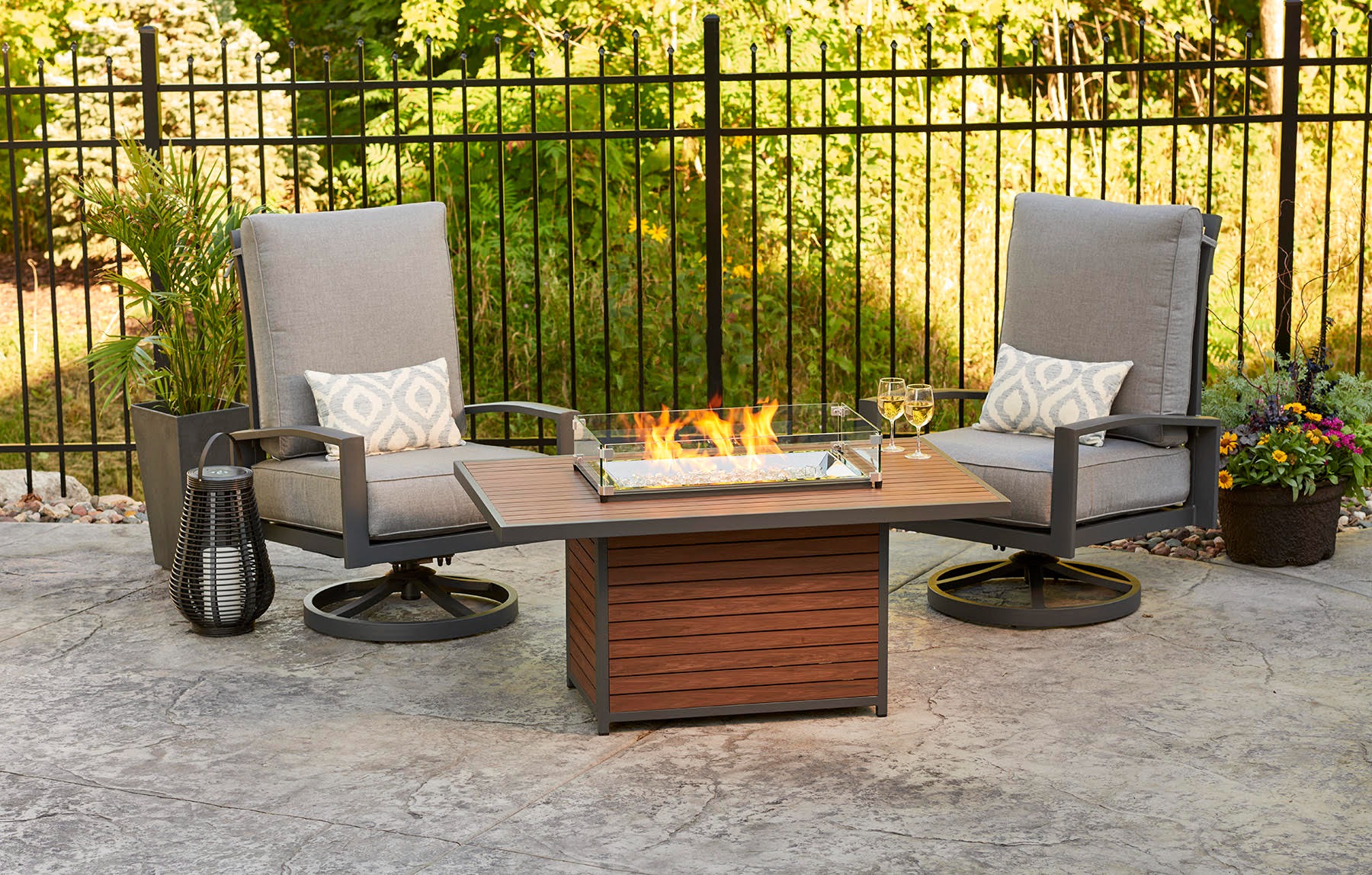 Outdoor Rooms Firepit Square - Bemister'S Pool &Amp; Patio